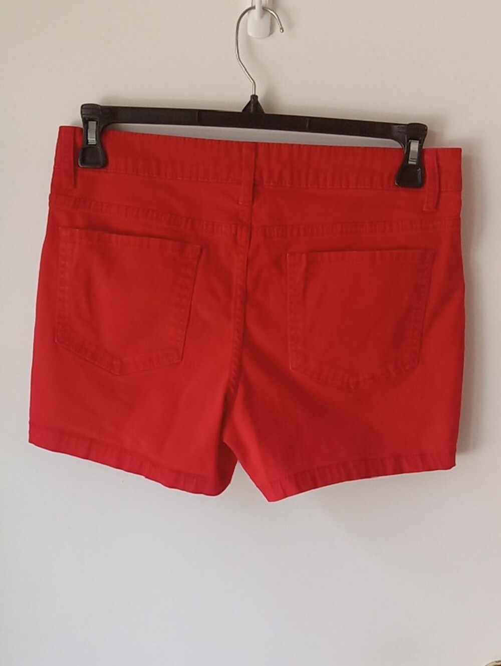 Faded Glory Women's Red Cotton Short Shorts - Picture 2 of 3